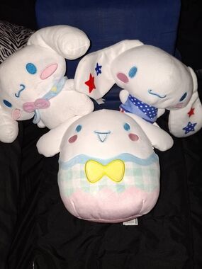 Assortment of Sanrio Cinnamoroll plush toys,